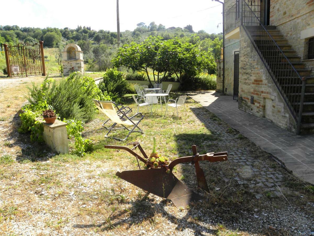 Appartamenti Verde Collina Umbra Bevagna Esterno foto